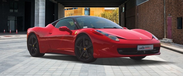 Ferrari 458 Italia jazda po mieście