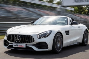 Mercedes AMG GT Roadster jazda po torze