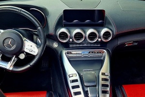 Mercedes AMG GT Roadster na prezent dla faceta