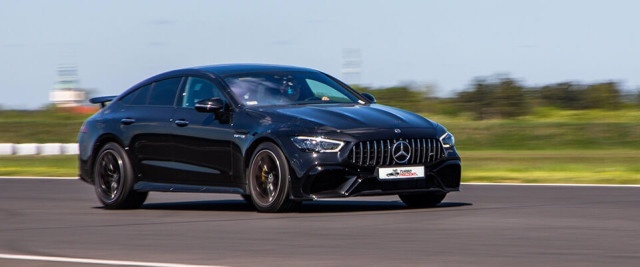 Mercedes AMG 63s 4door prezent dla faceta