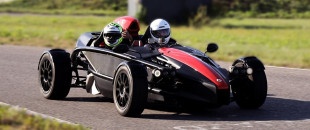 Spełnienie marzeń w Ariel Atom 4