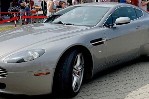Jazda Aston Martin Vantage na prezent