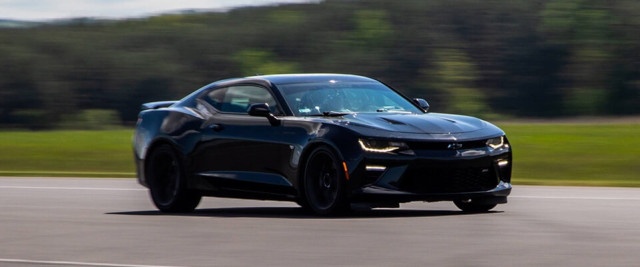 Chevrolet Camaro SS na torze