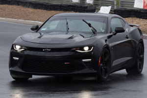 Prezent dla fana motoryzacji Chevrolet Camaro SS