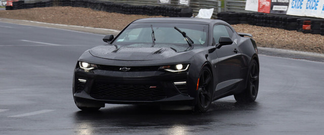 Prezent dla fana motoryzacji Chevrolet Camaro SS