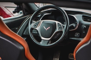 Jazda po torze Chevroletem Corvette C7 idealny na prezent