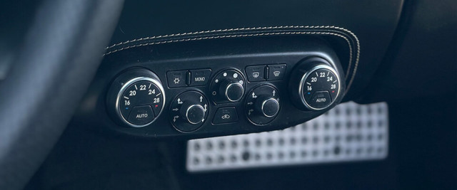 Ferrari 458 Italia kokpit