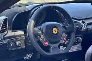 Ferrari 458 Italia prezent dla męża na święta