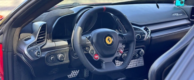 Ferrari 458 Italia prezent dla męża na święta