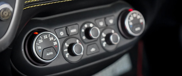 Ferrari f12berlinetta szybkie auto na prezent