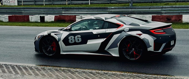 Honda NSX prezent na urodziny