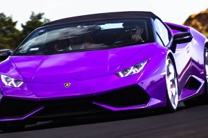 Lamborghini Huracan jazda po torze na prezent