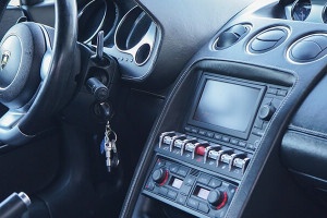 Lamborghini Gallardo środek samochodu