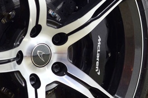 McLaren 650s koło samochodu