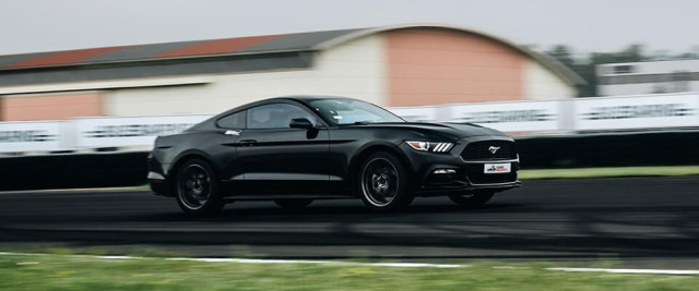 Jazda po torze Ford Mustang 15