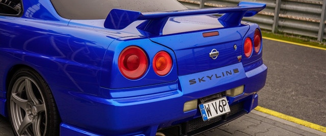Jazda po torze Nissanem Skyline R34