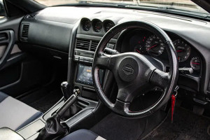 Spełnij motoryzacyjne marzenia za kierownicą Nissana Skyline R34?